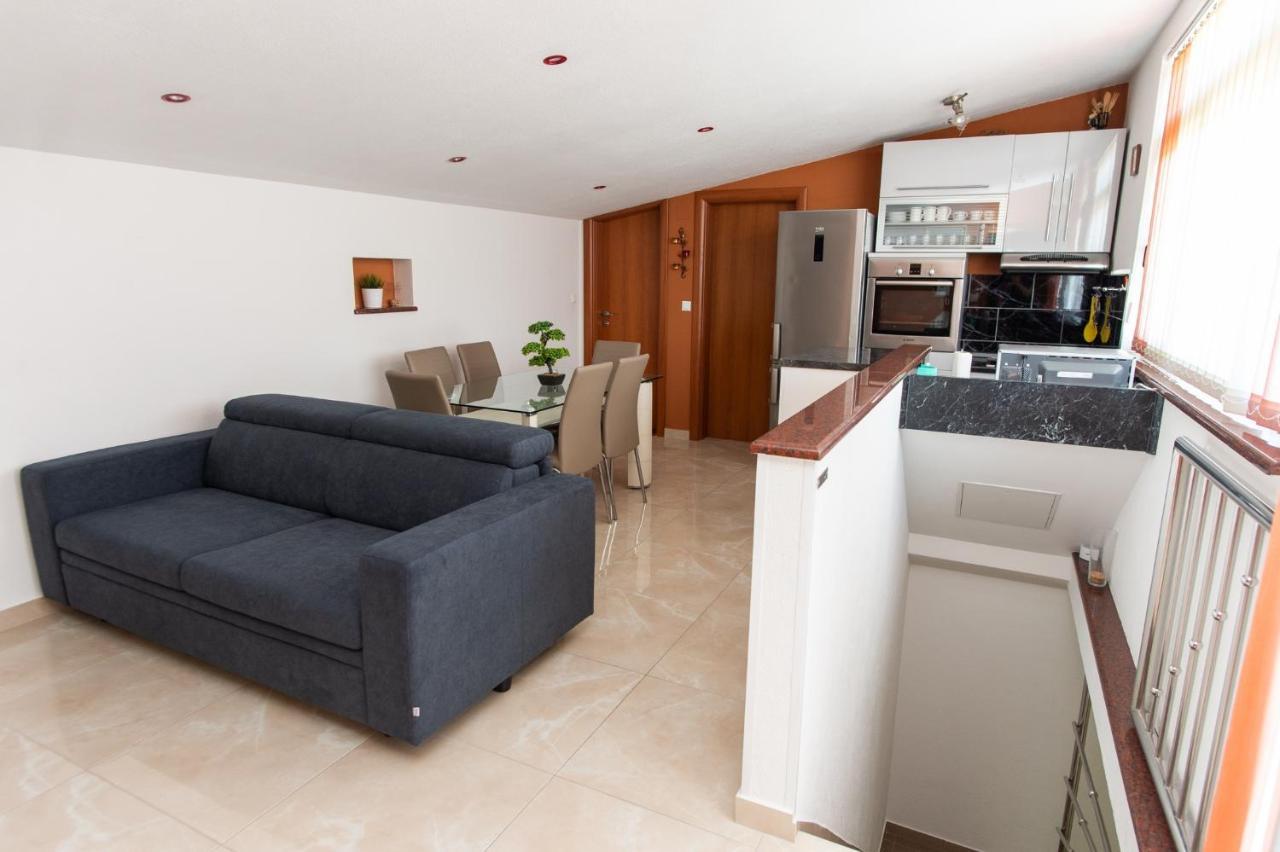 רוגוזניצה Apartments Villa Monique מראה חיצוני תמונה