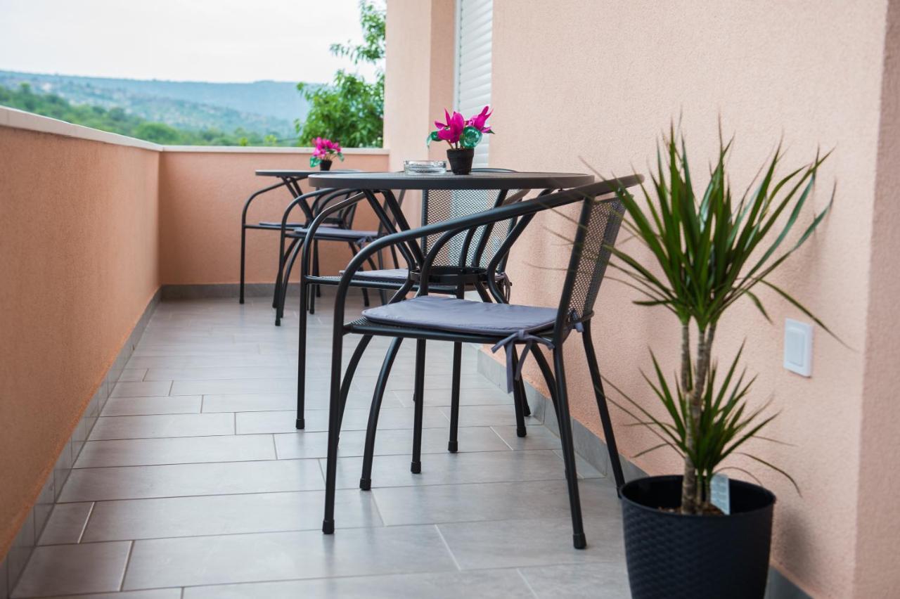 רוגוזניצה Apartments Villa Monique מראה חיצוני תמונה
