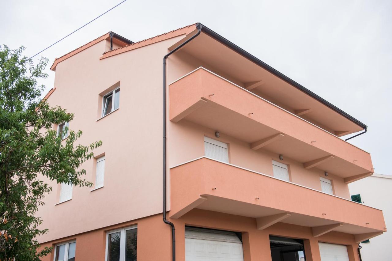 רוגוזניצה Apartments Villa Monique מראה חיצוני תמונה